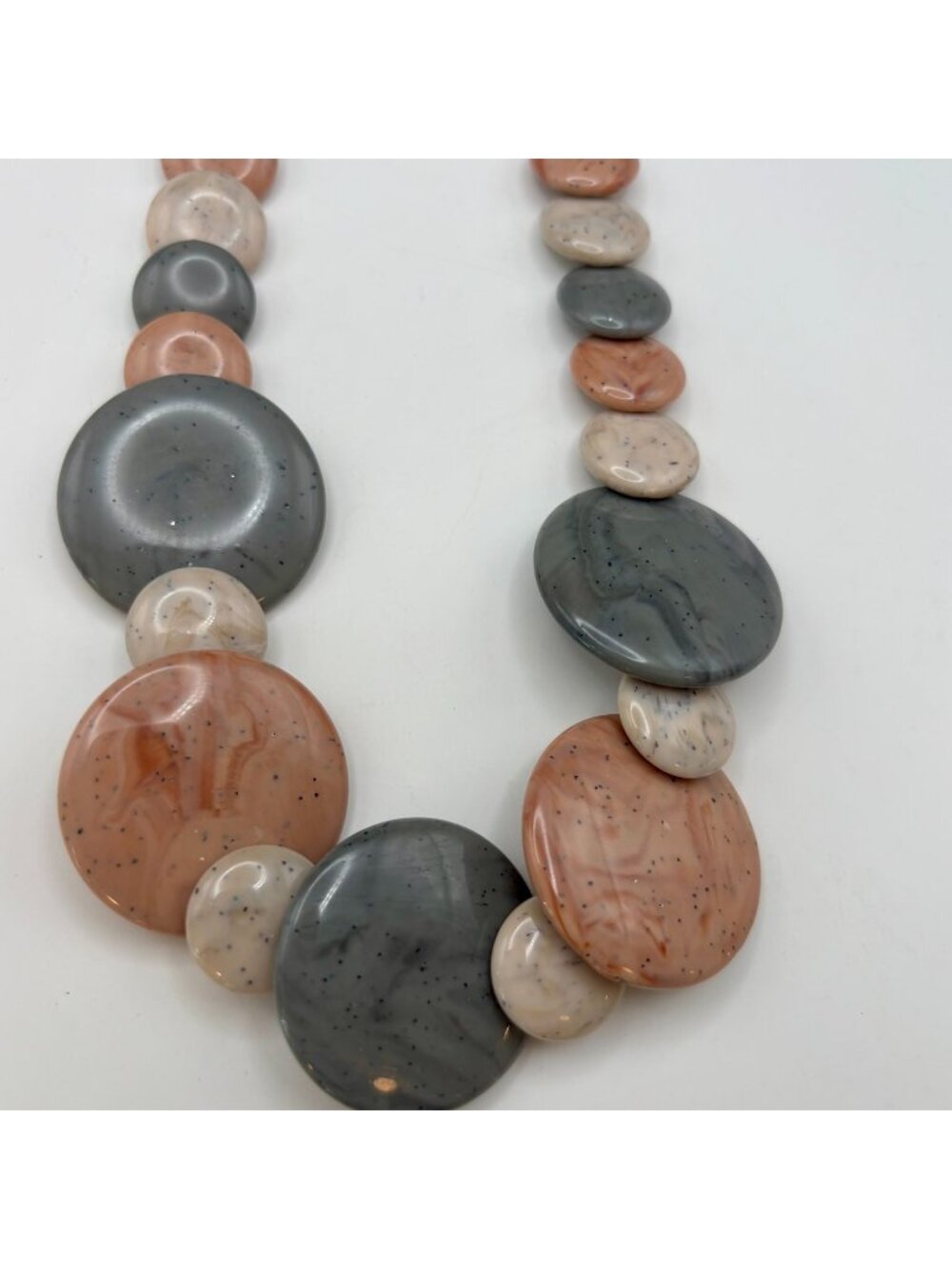 Vintage Marbled Acrylic Disc Necklace Retro Mod Earth Tone Faux Stone Coin Bead